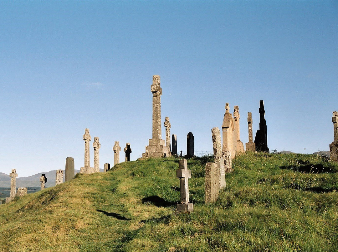 Cille Choirill Church-Roybridge必去景点