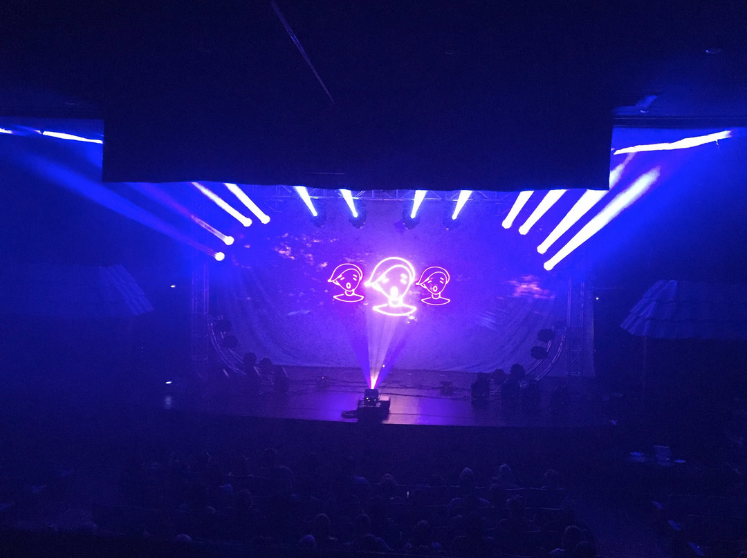 Cactus Theater-拉伯克县必去景点