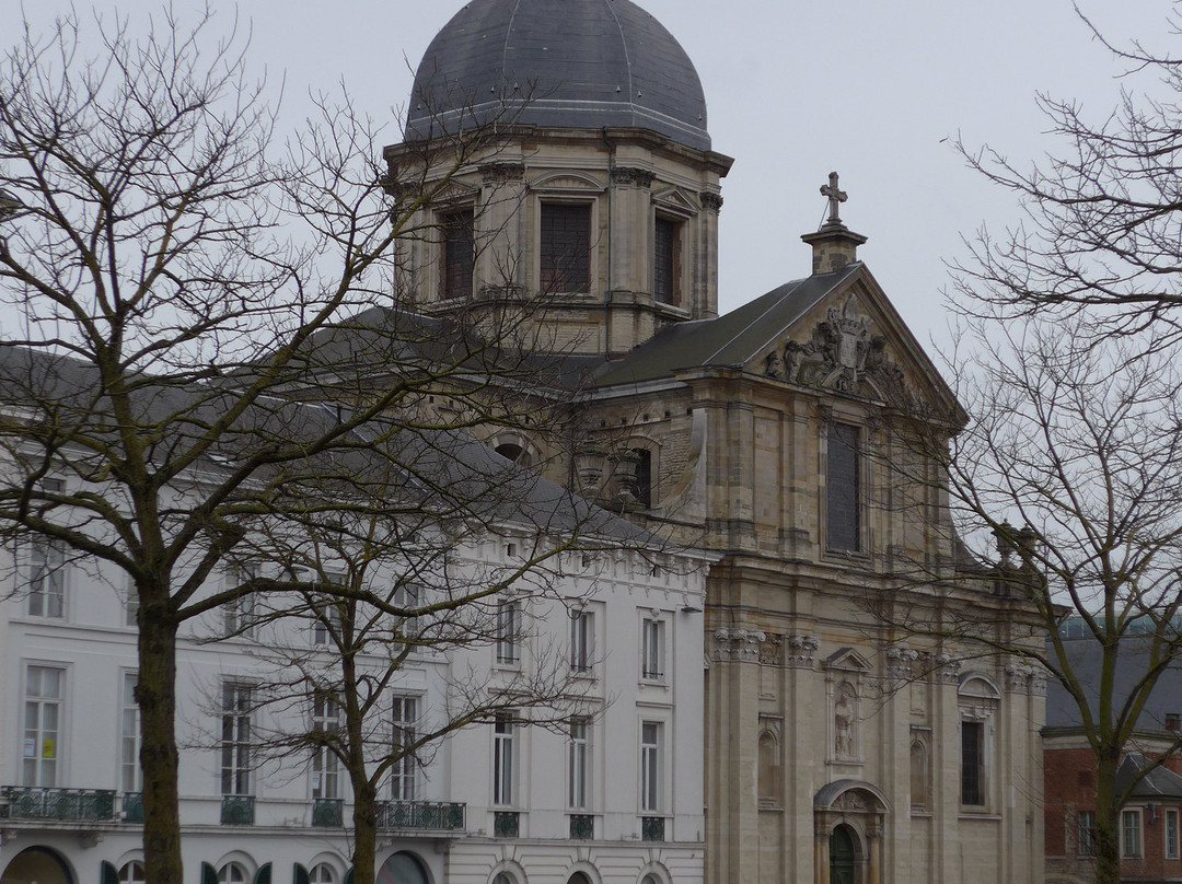 Onze-lieve-vrouw Sint-pieterskerk-根特必去景点