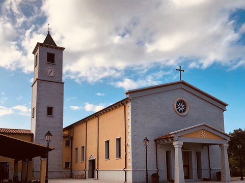 Chiesa Parrocchiale di San Paolo Apostolo-Porto San Paolo必去景点