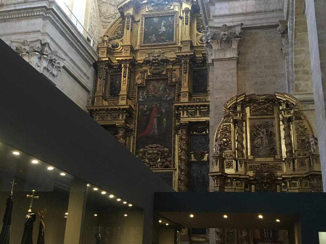 Iglesia de Santa Cruz景点图片