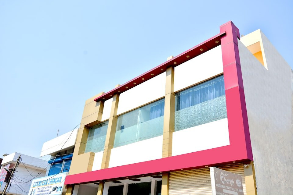 OYO 29645 The Meridien