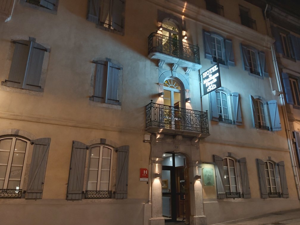 Hotel La Montagne Fleurie-官方