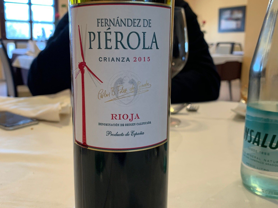 Hotel Jatetxea Santa Ana主图