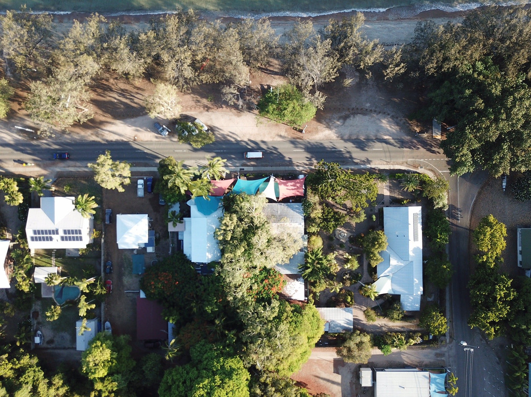 阿卡帝海滩客房酒店主图