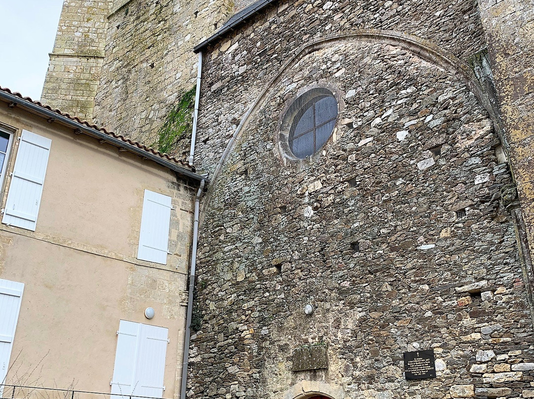 Eglise Saint-Hilaire景点图片