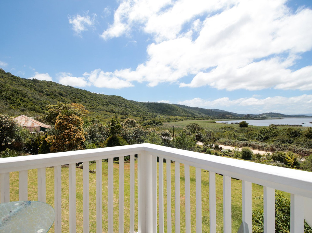 Beside Still Waters主图