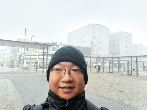 高山乡村酒店主图