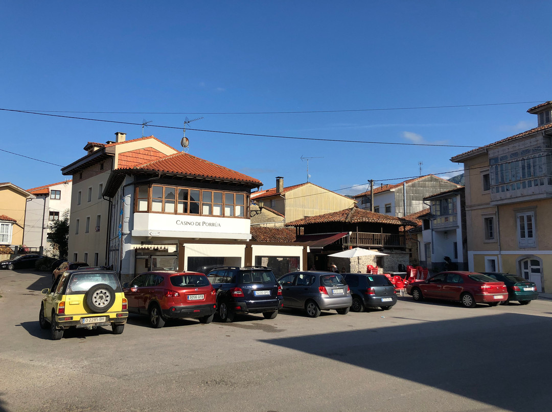 Pueblo de Porrua-利亚内斯必去景点