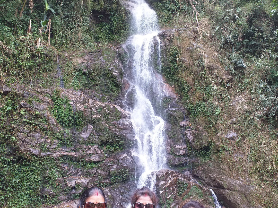 Rimbi Waterfalls-Pelling必去景点
