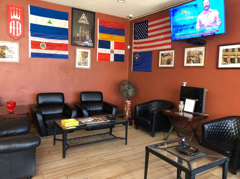 Las Vegas Cigar Outlet-拉斯维加斯必去景点