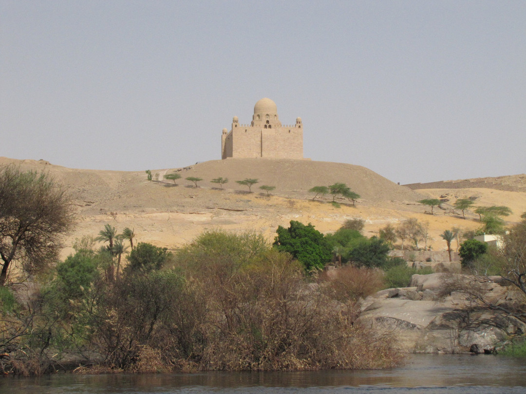 Mausoleum of Aga Khan-亚斯文必去景点