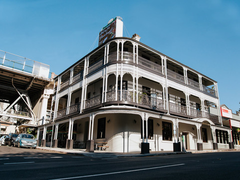 Story Bridge Hotel