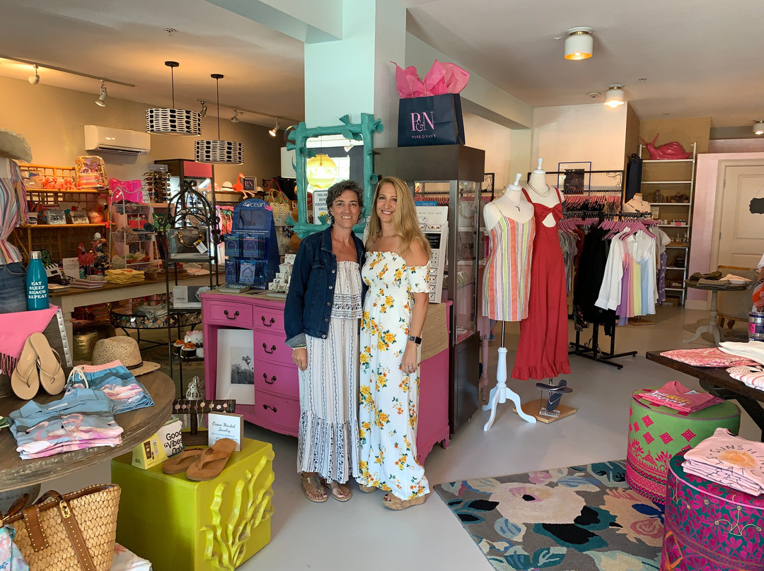 Pink & Navy-Anna Maria必去景点