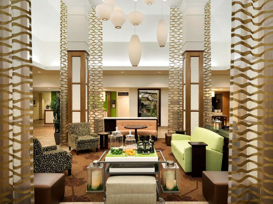 石溪希尔顿花园酒店主图