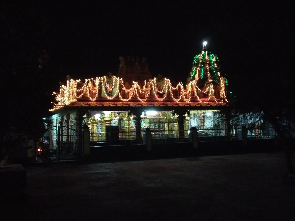Puruhutika Temple景点图片