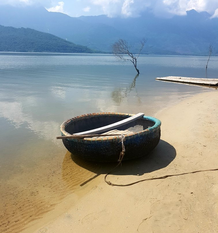 Lang Co Beach景点图片