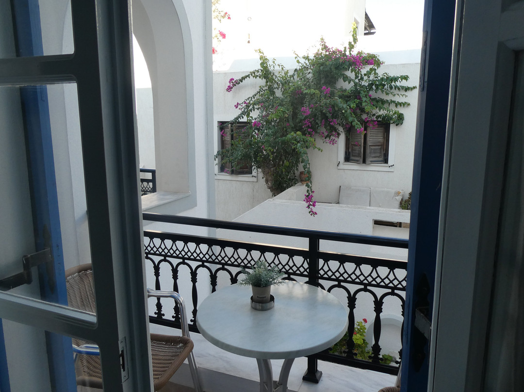 爱琴海酒店主图