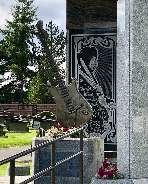 Greenwood Memorial Park Funeral Home-伦顿必去景点