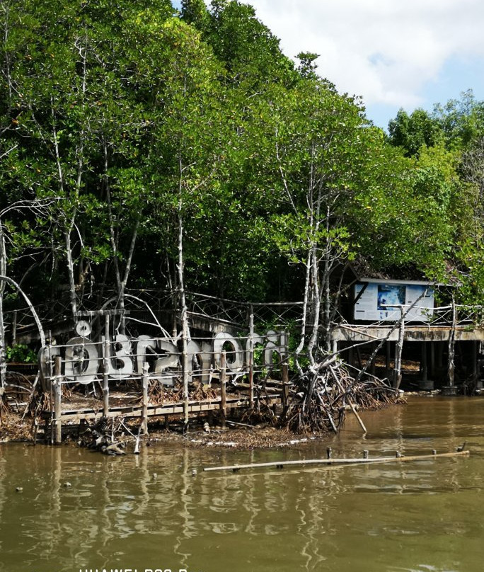Black Sand Beach-廉愚必去景点