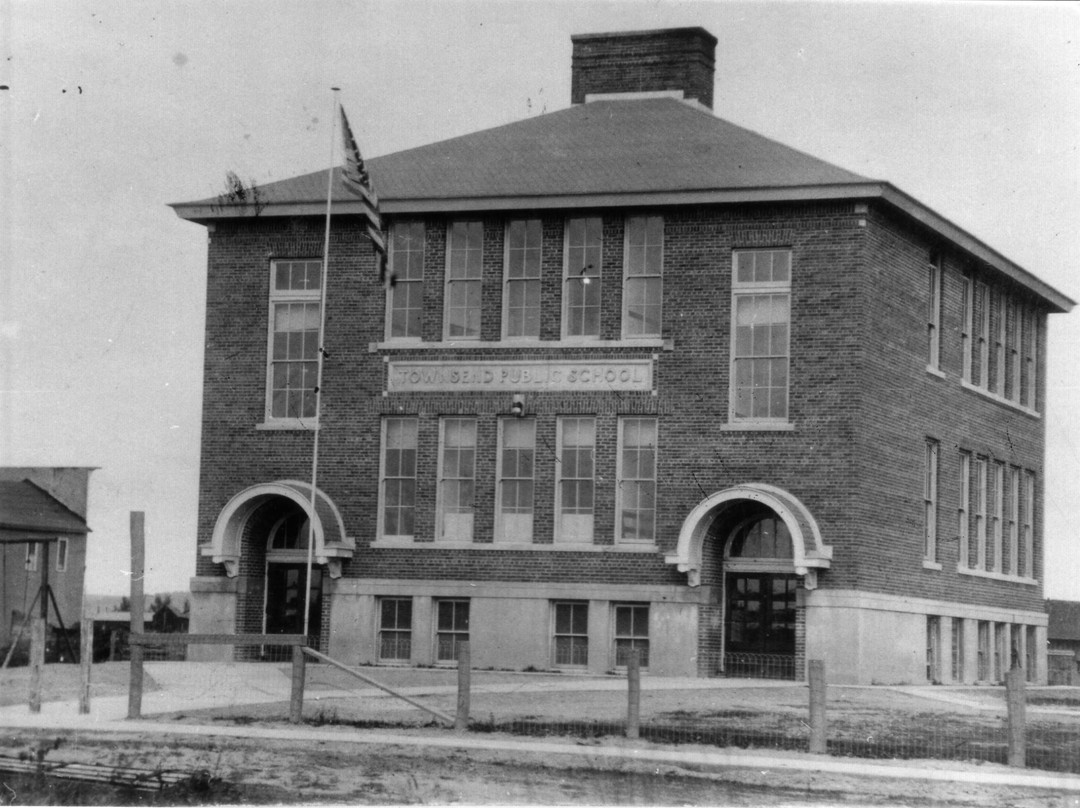 Markuby's Bar & Grill