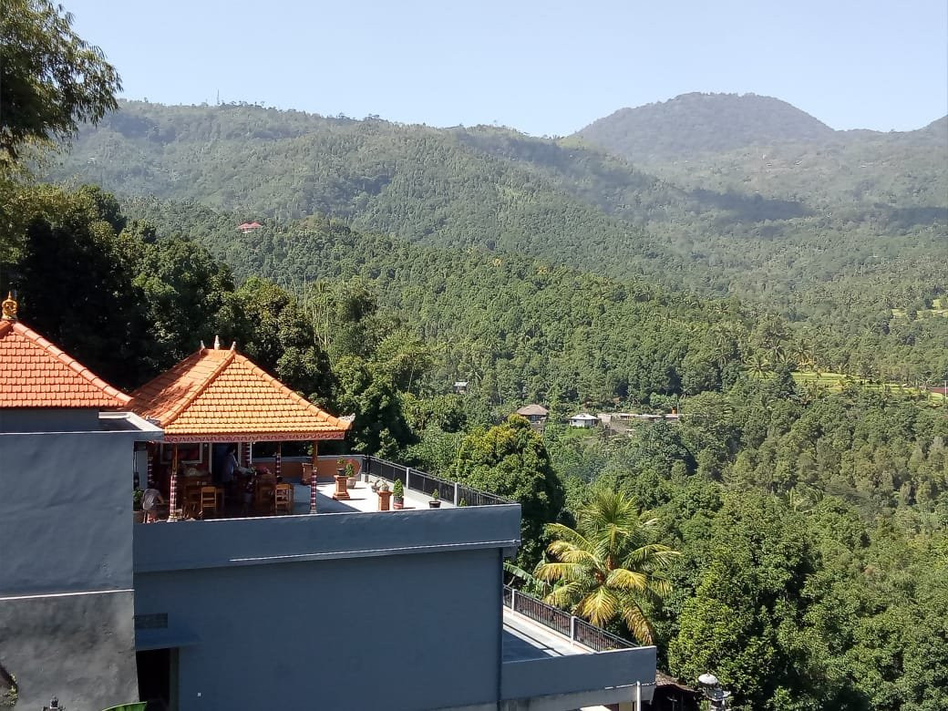 Nadya Homestay