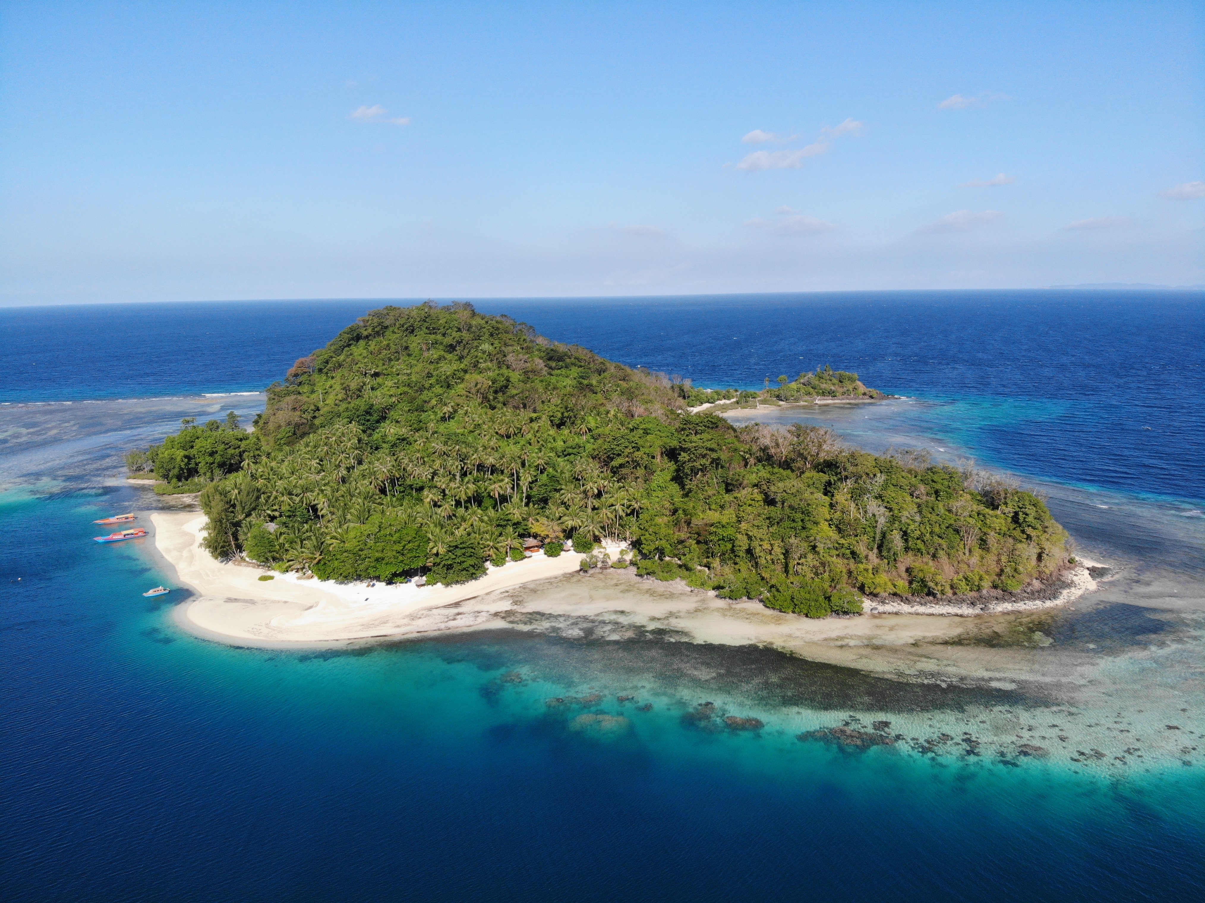 Blue Bay Divers Likupang Bangka-官方