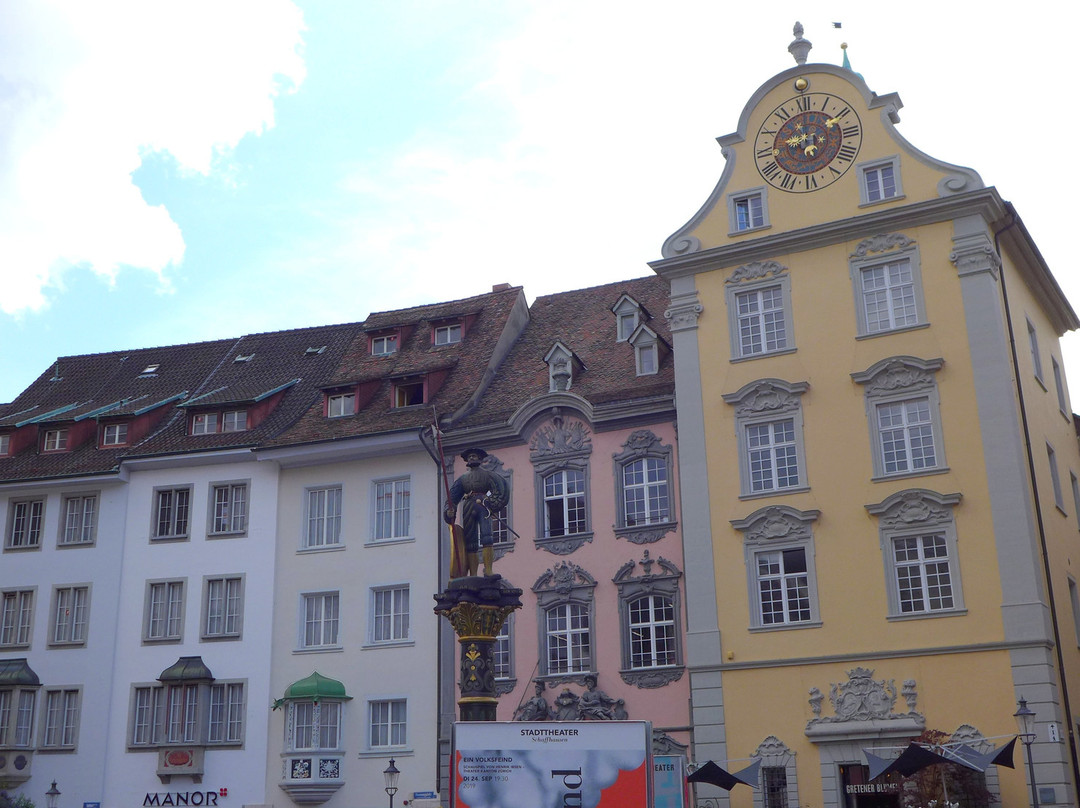 Walther-Bringolf-Platz-Brunnen-沙夫豪森必去景点