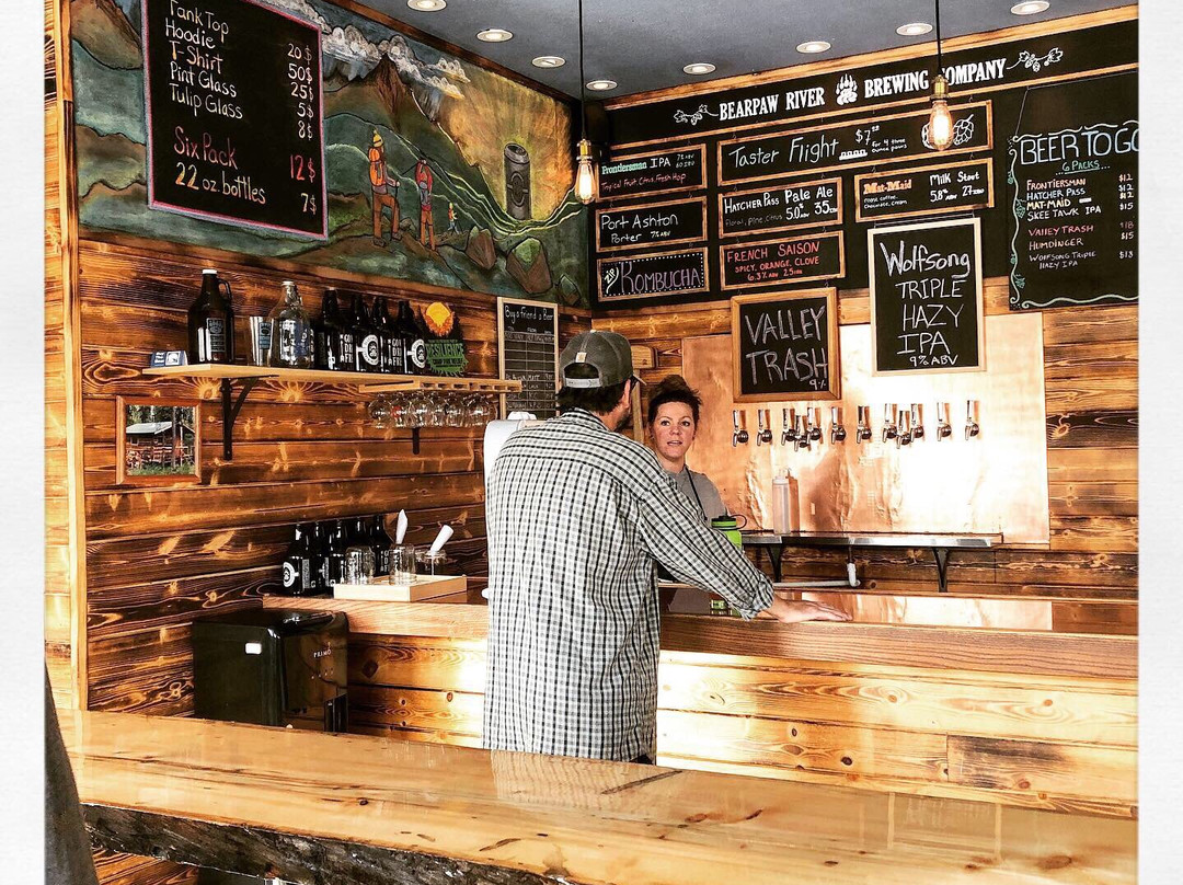 Bearpaw River Brewing Company景点图片