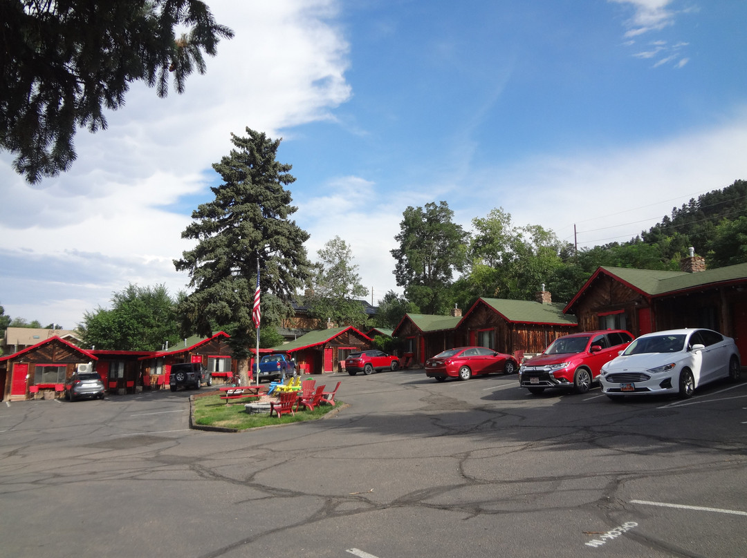 Foot of the Mountain Motel主图