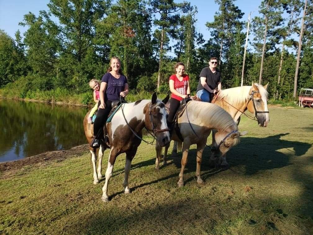 Grand Strand Horseback Riding景点图片