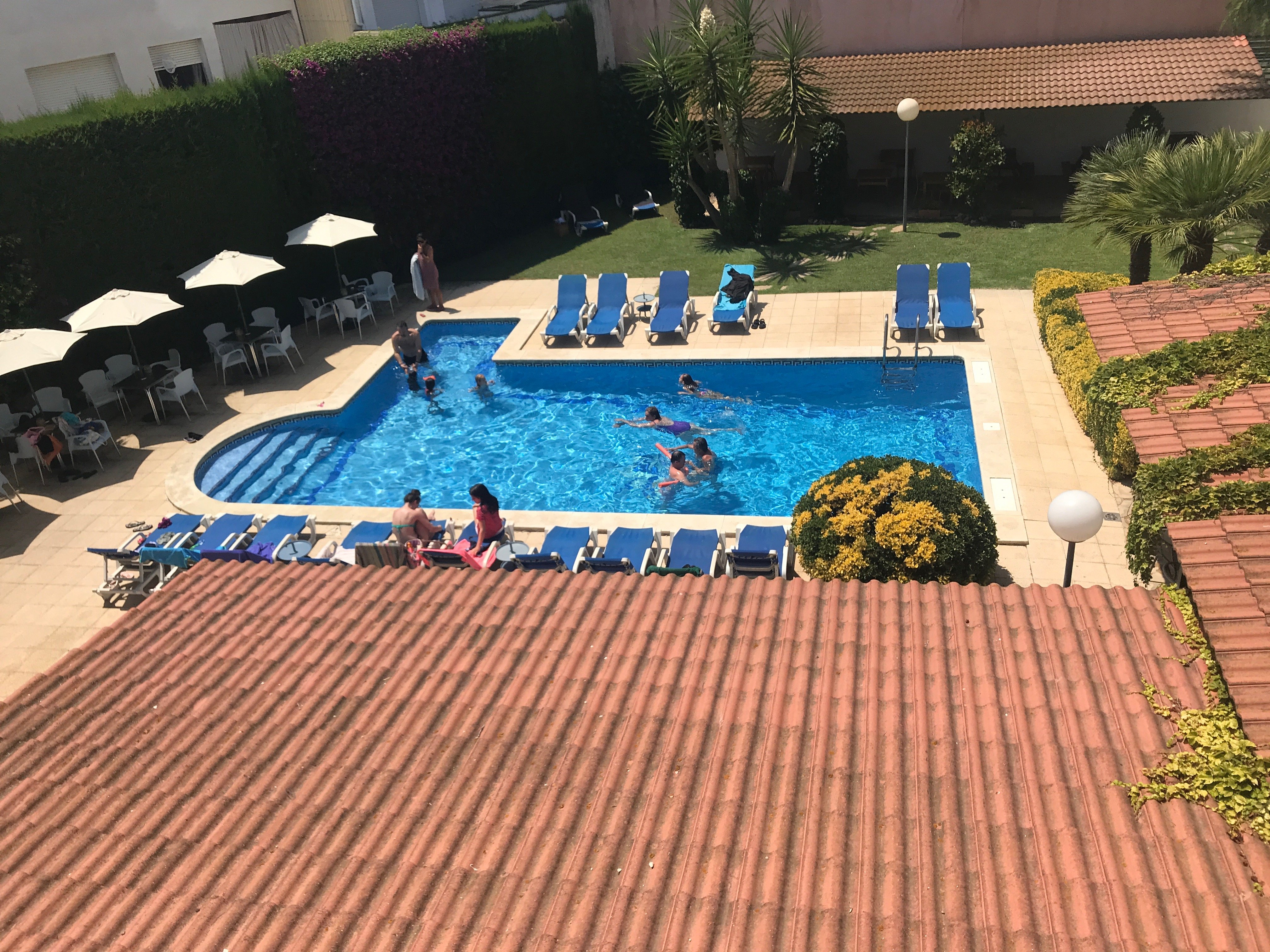Hotel Yola-泳池