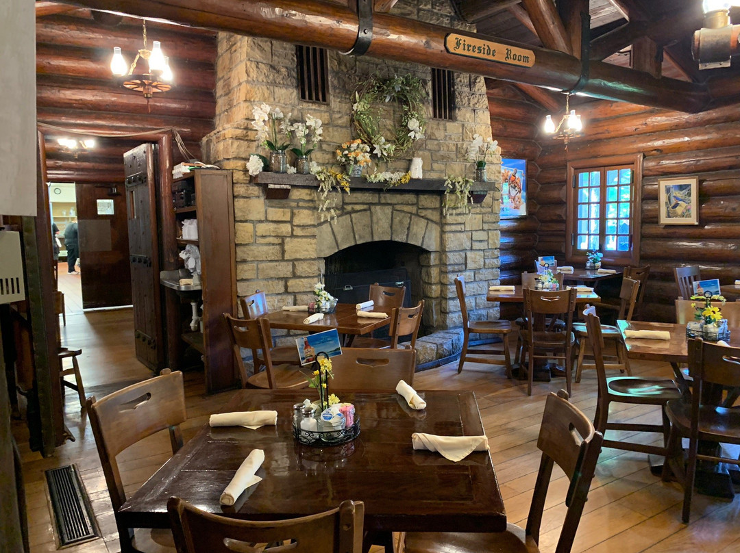 White Pines Inn主图