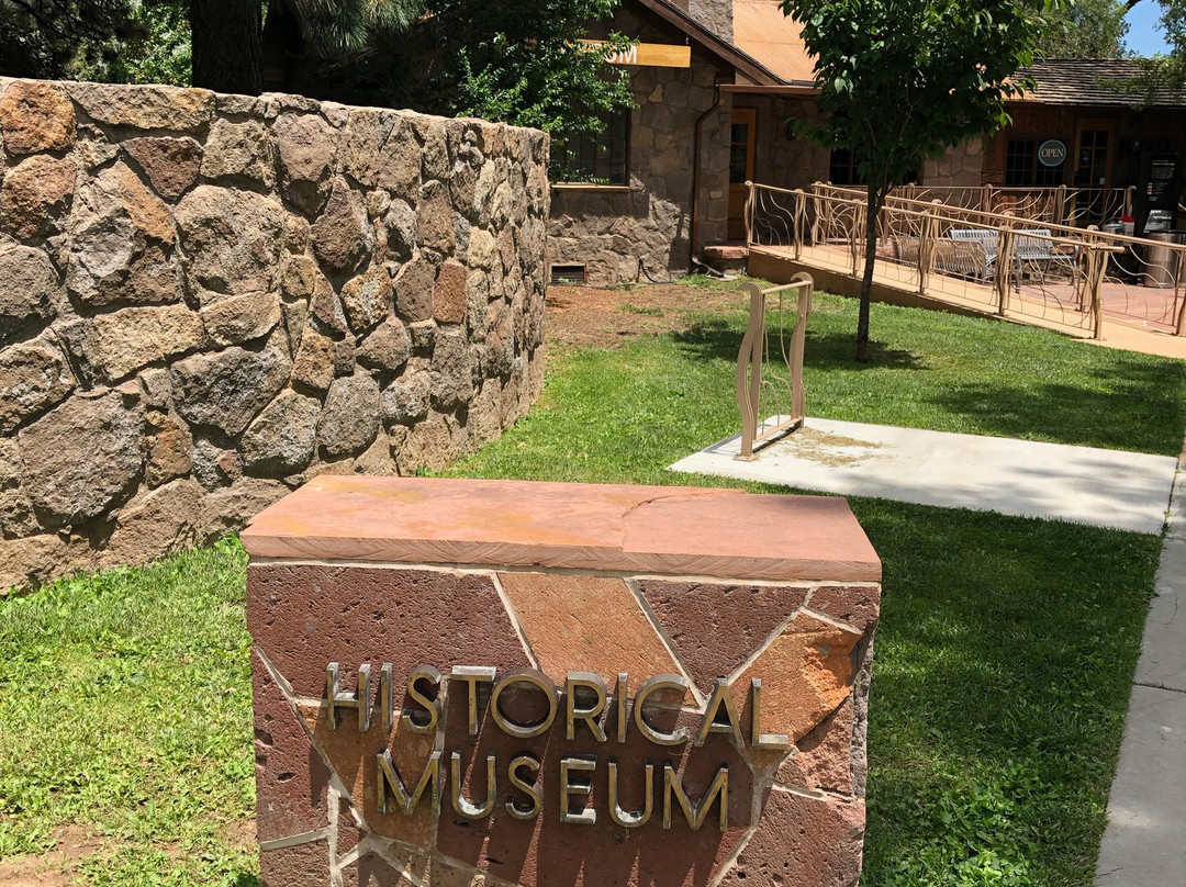 Fuller Lodge Art Center-Los Alamos必去景点