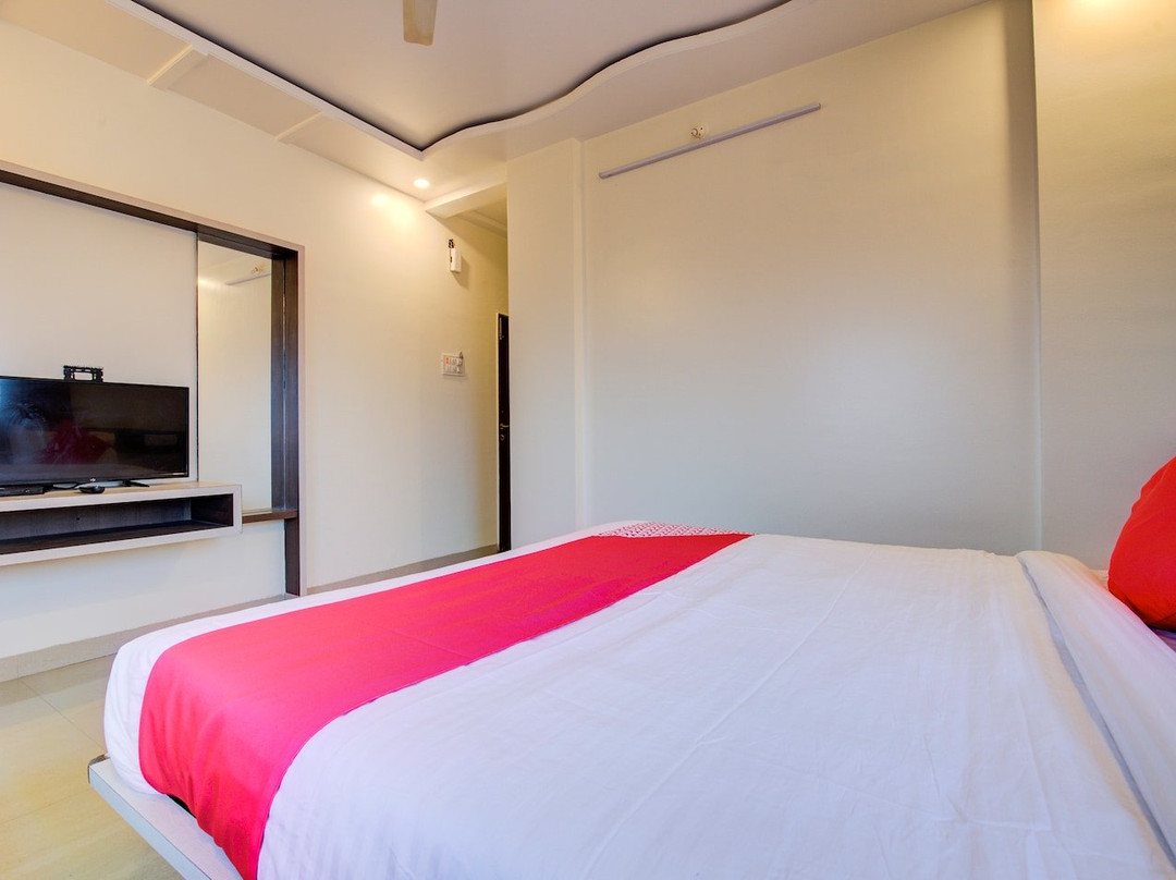 OYO 24125 Hotel Aakash主图