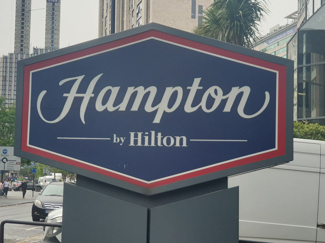 伦敦克罗伊登汉普顿希尔顿酒店主图