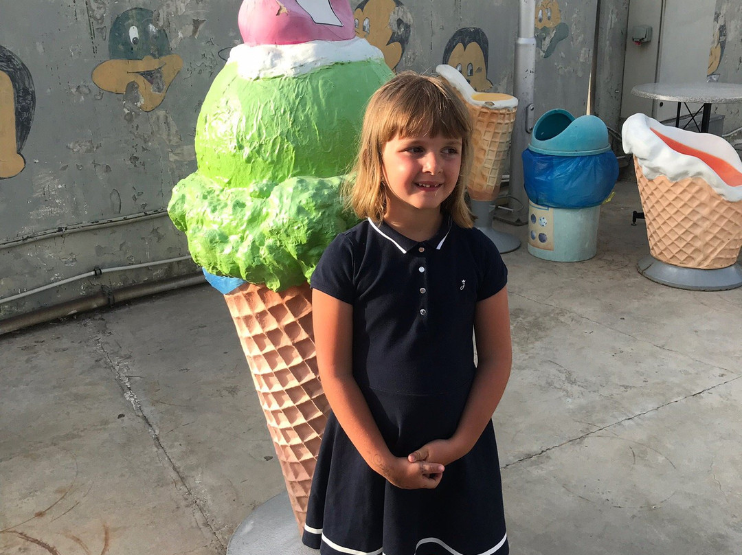 Galactica Entertainment-利马索尔必去景点