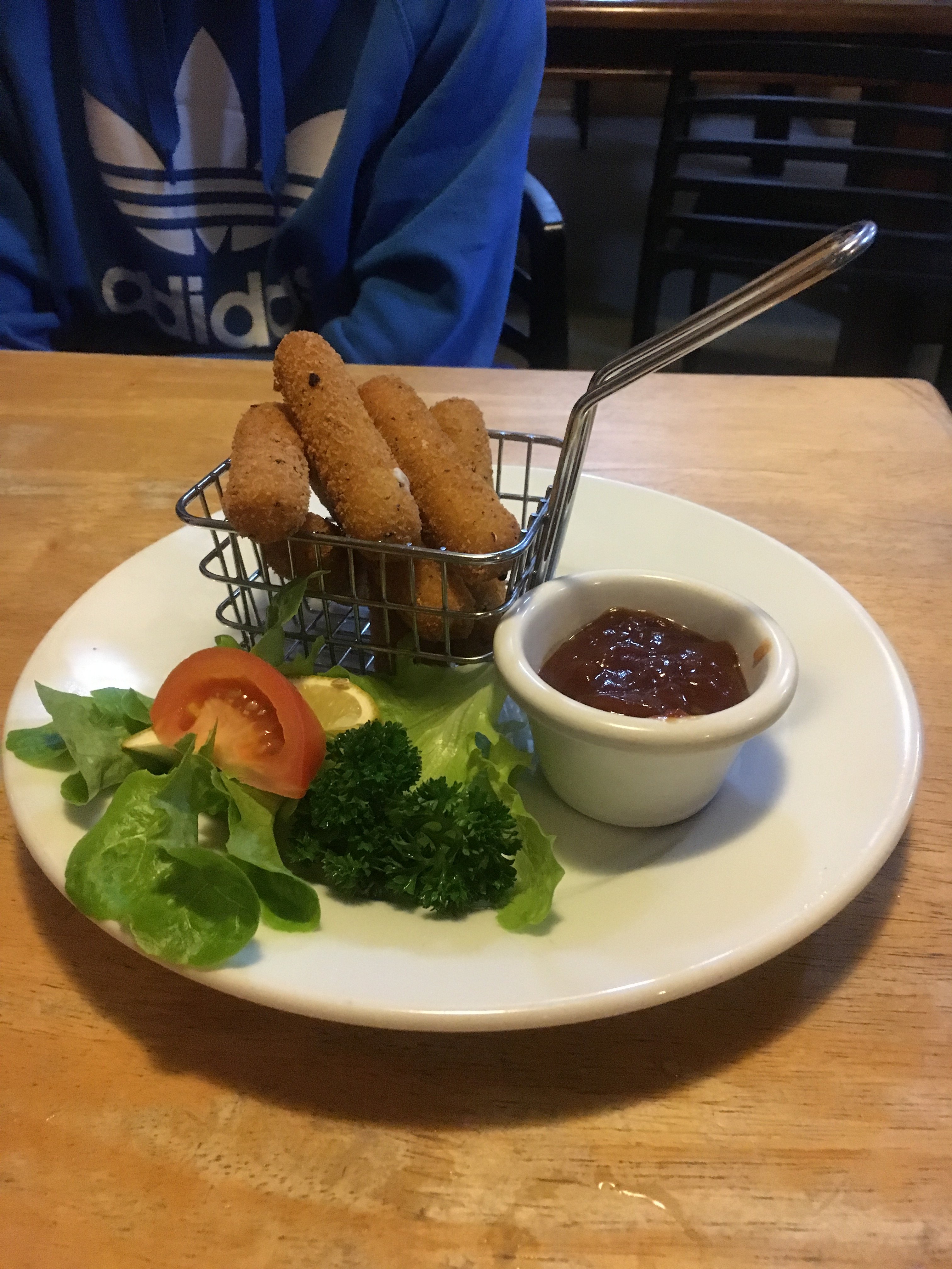 D'Aguilar Hotel Motel-餐饮