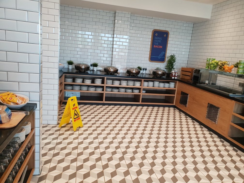 Hotel Holiday Inn Somerset-bridgewater主图