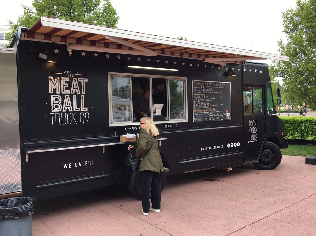 Larkin Square-水牛城必去景点