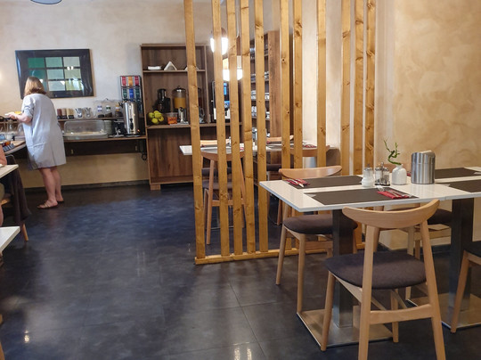 派特罗恩时尚酒店