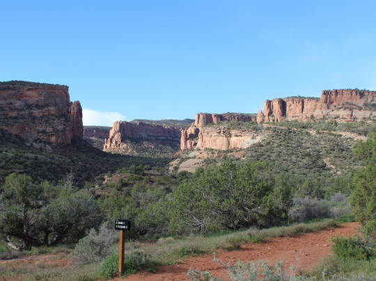 Devils Canyon Hiking Trails-弗鲁塔必去景点