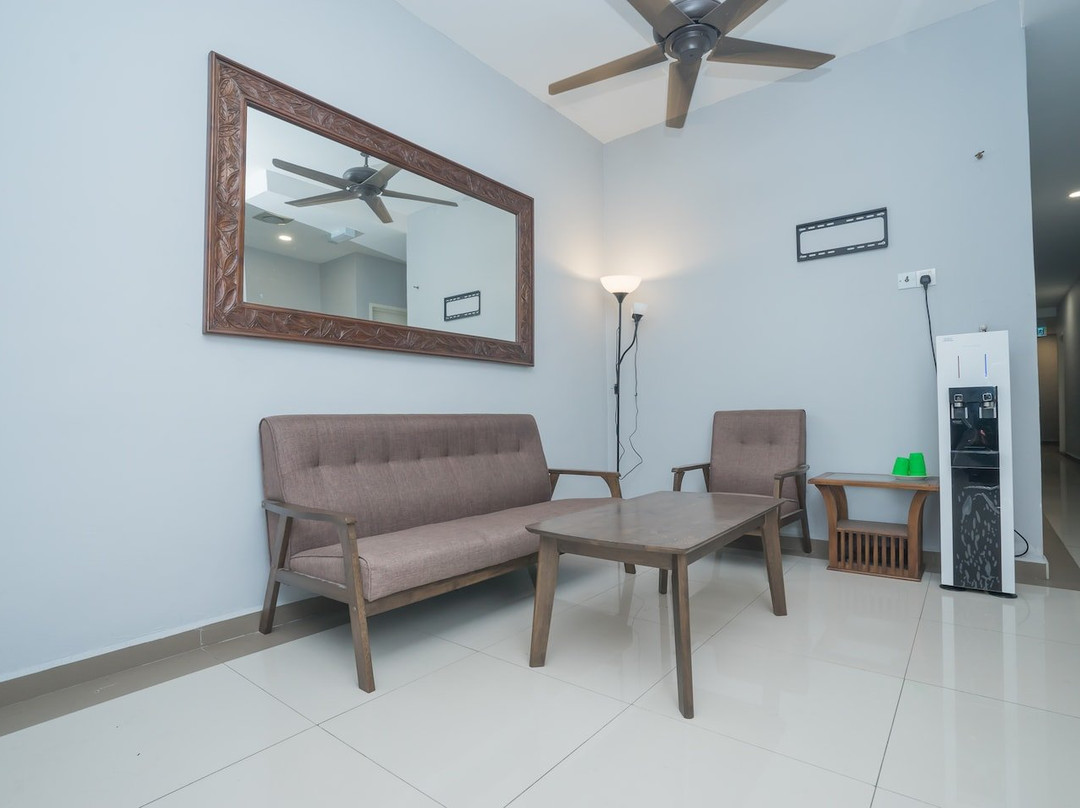 Super Oyo Capital O 90556 Hotel Cherita Rooms主图