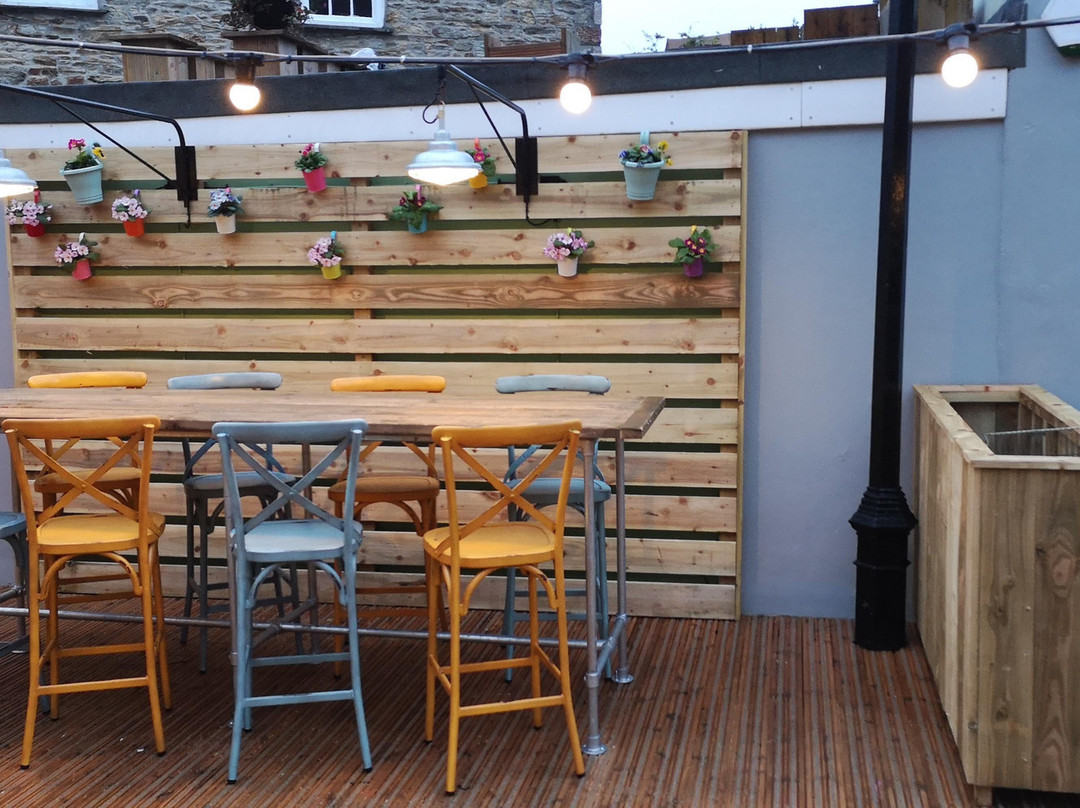 The Barley Sheaf Inn主图