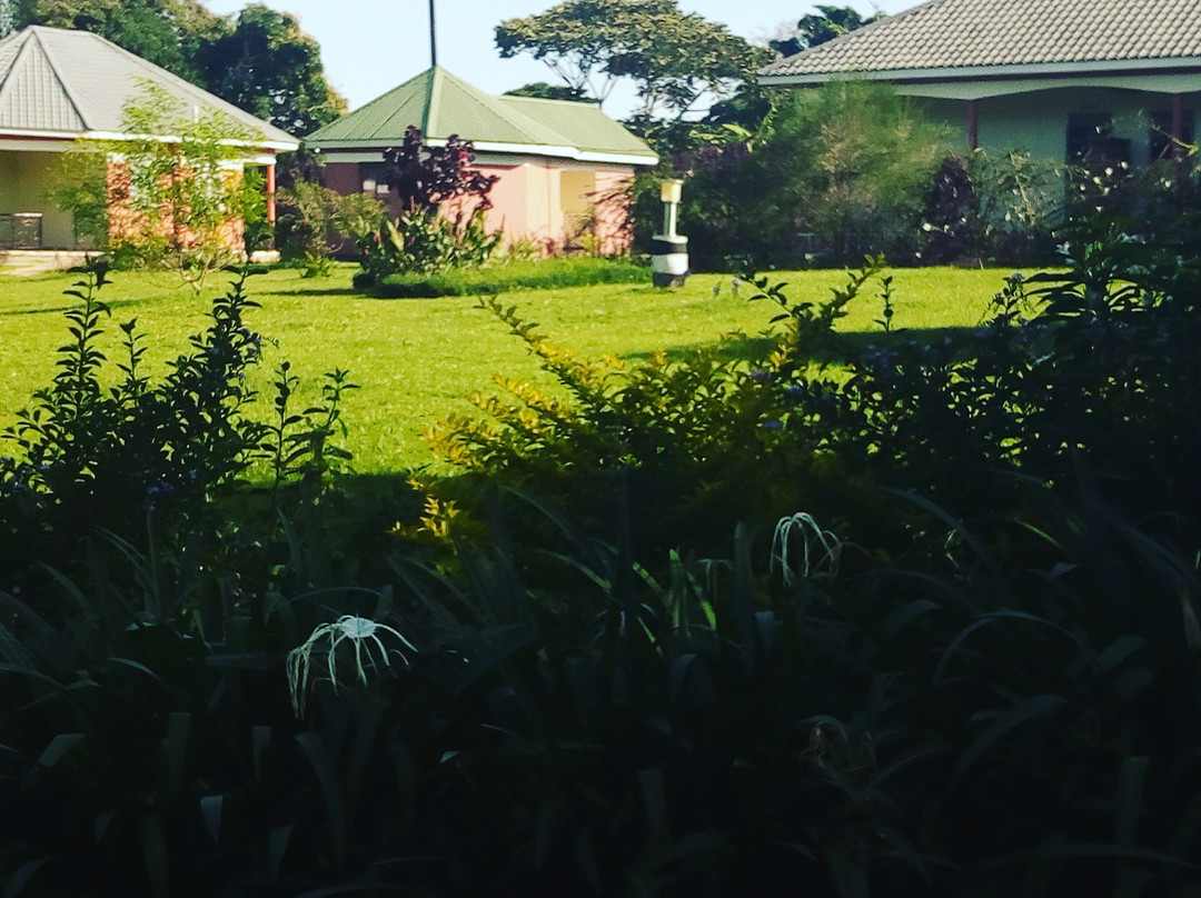 菲洛休闲花园酒店主图