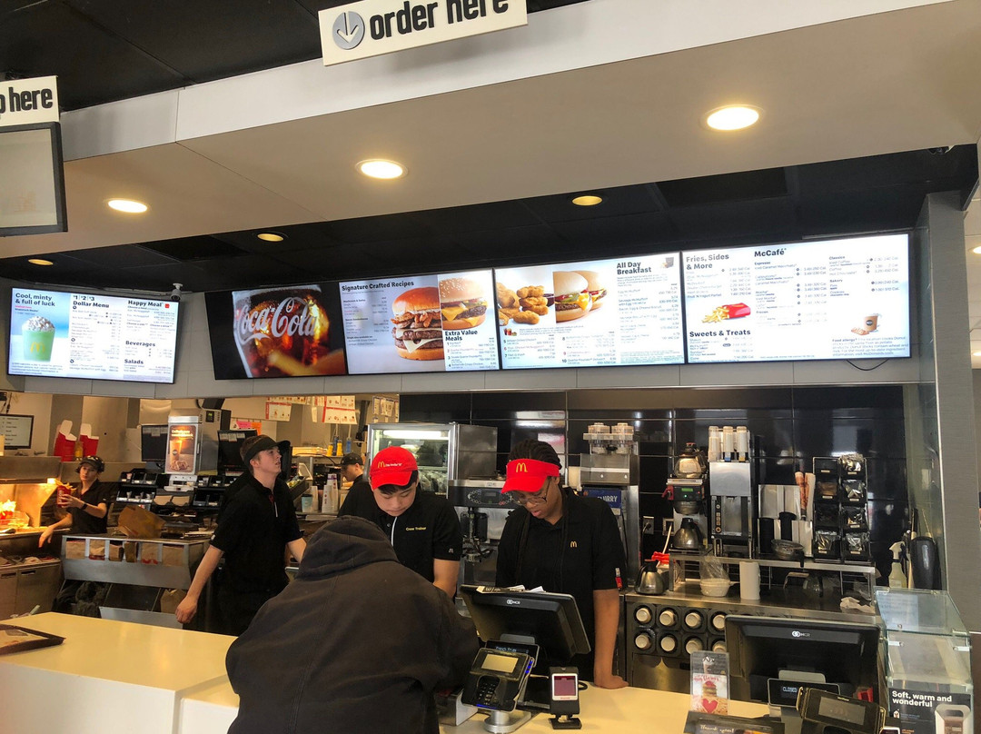 Rollingstone餐馆和美食-McDonald's