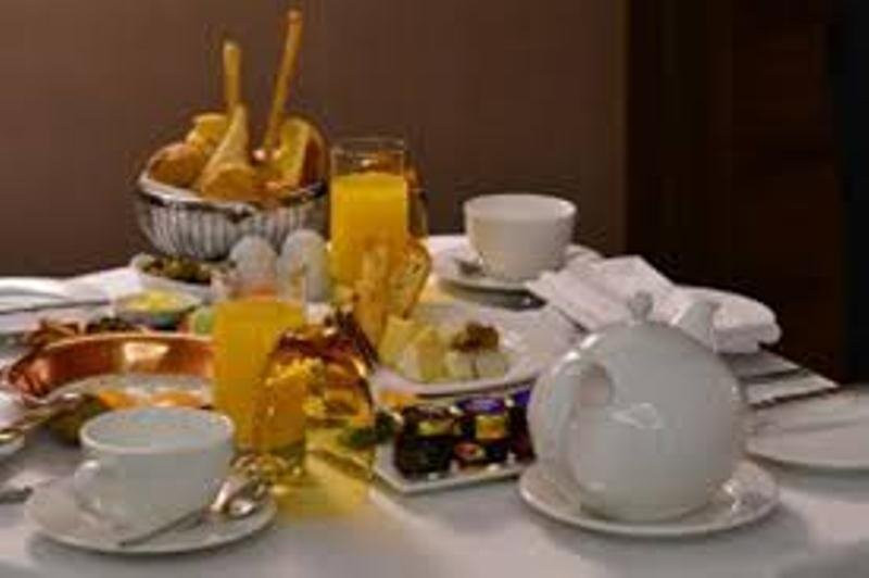 royal özçelik otel主图