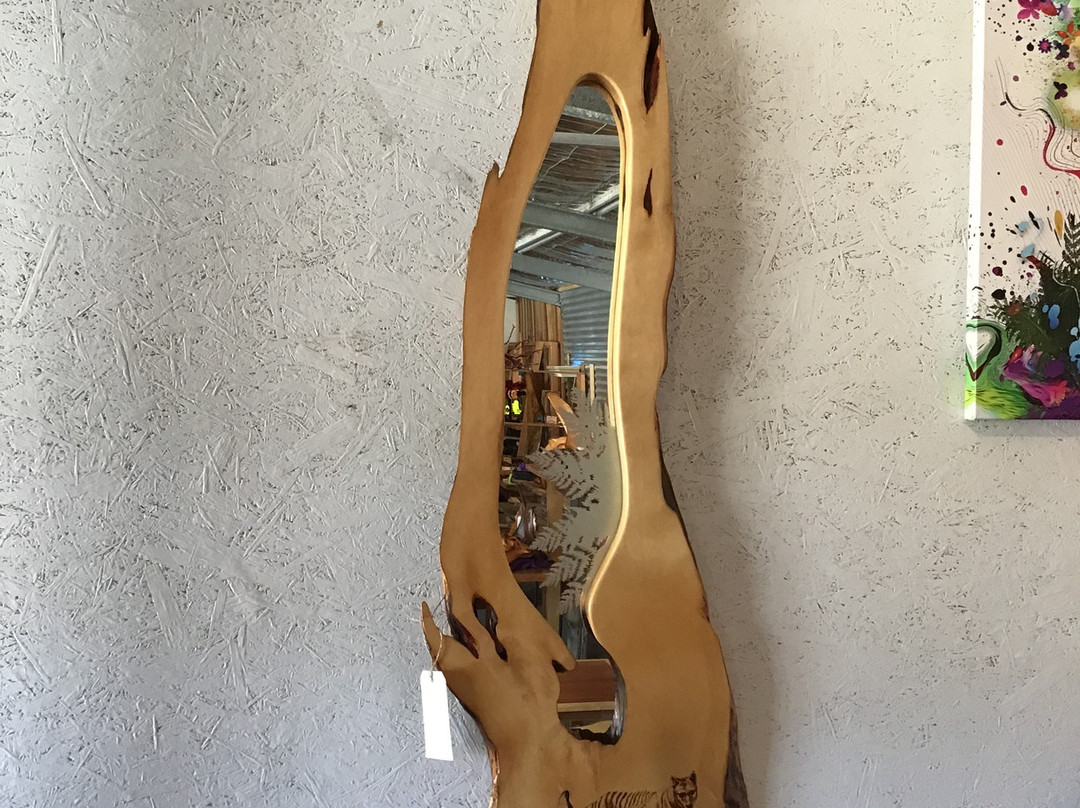 Sculptured Gallery-Clarence Point必去景点