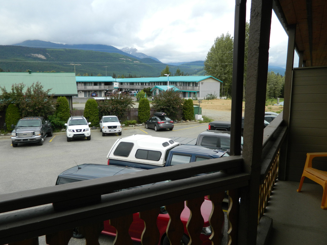 Chalet Continental Motel主图