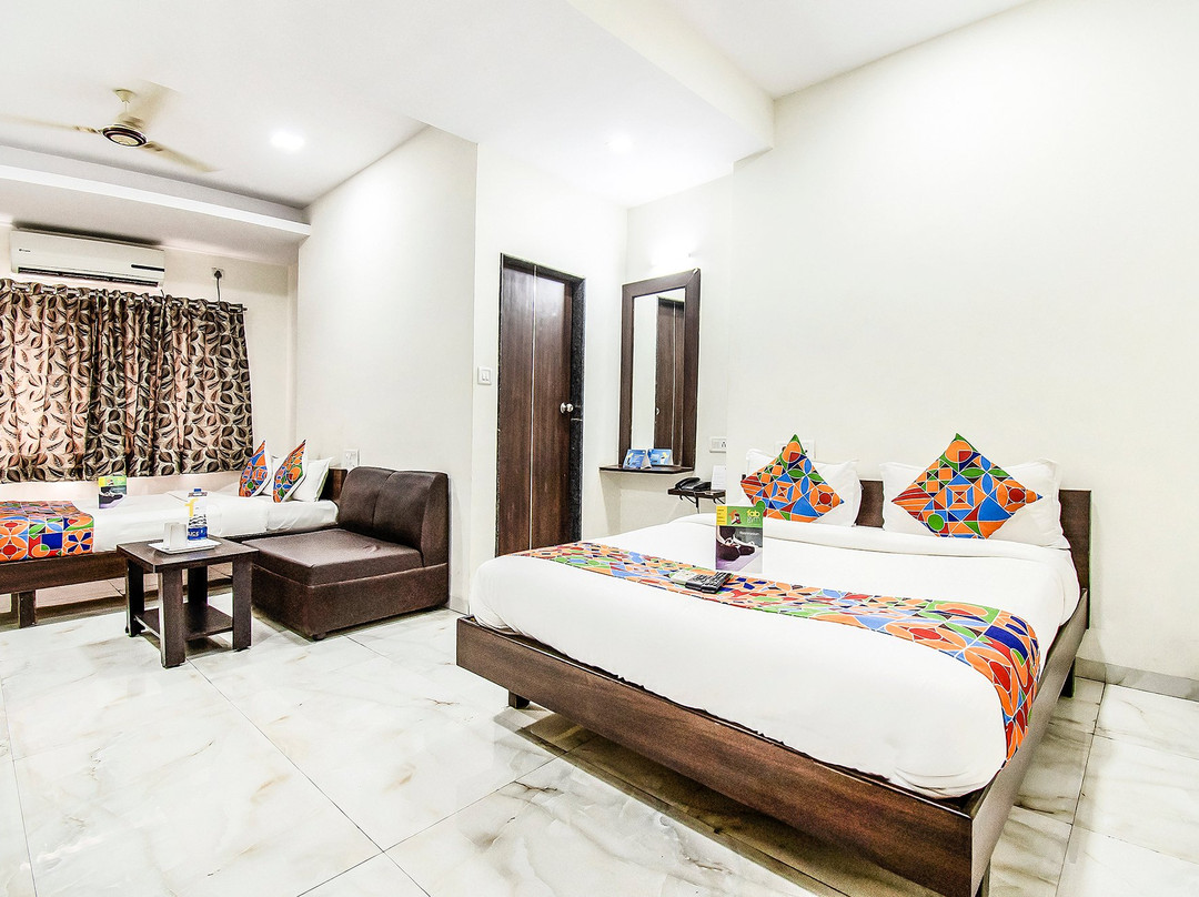 Hotel O Nashik Near Vijay Mamta Theatre主图